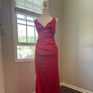 Windsor satin red dress. Size M.